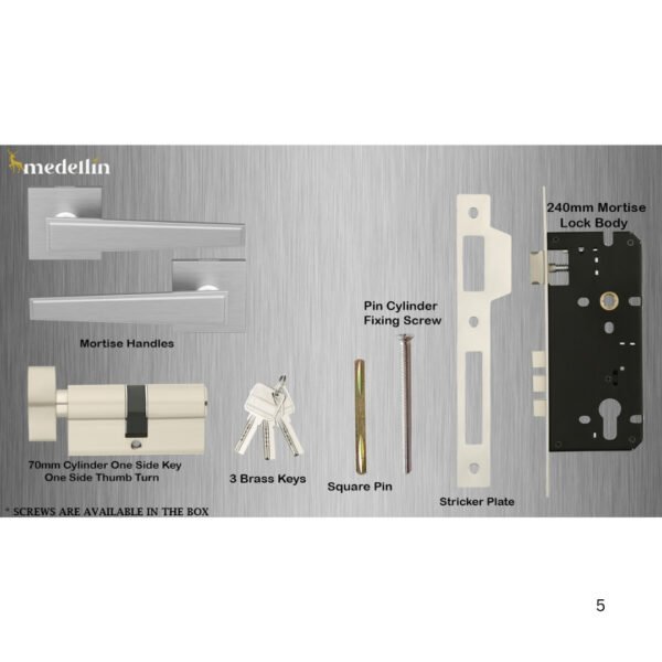 Sophie: SS - Image 5