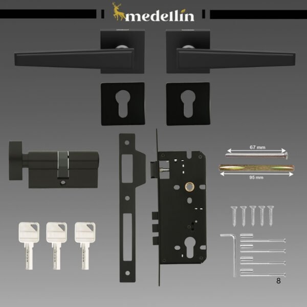 Sophie: Jet Black - Image 8